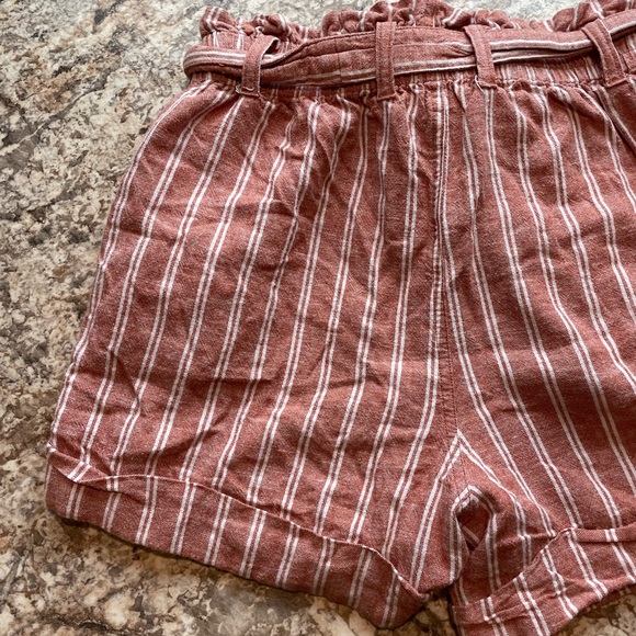 ❌SOLD!❌ Like New! Abercrombie & Fitch Striped Linen Paperbag Belted High Waisted - Picture 7 of 13